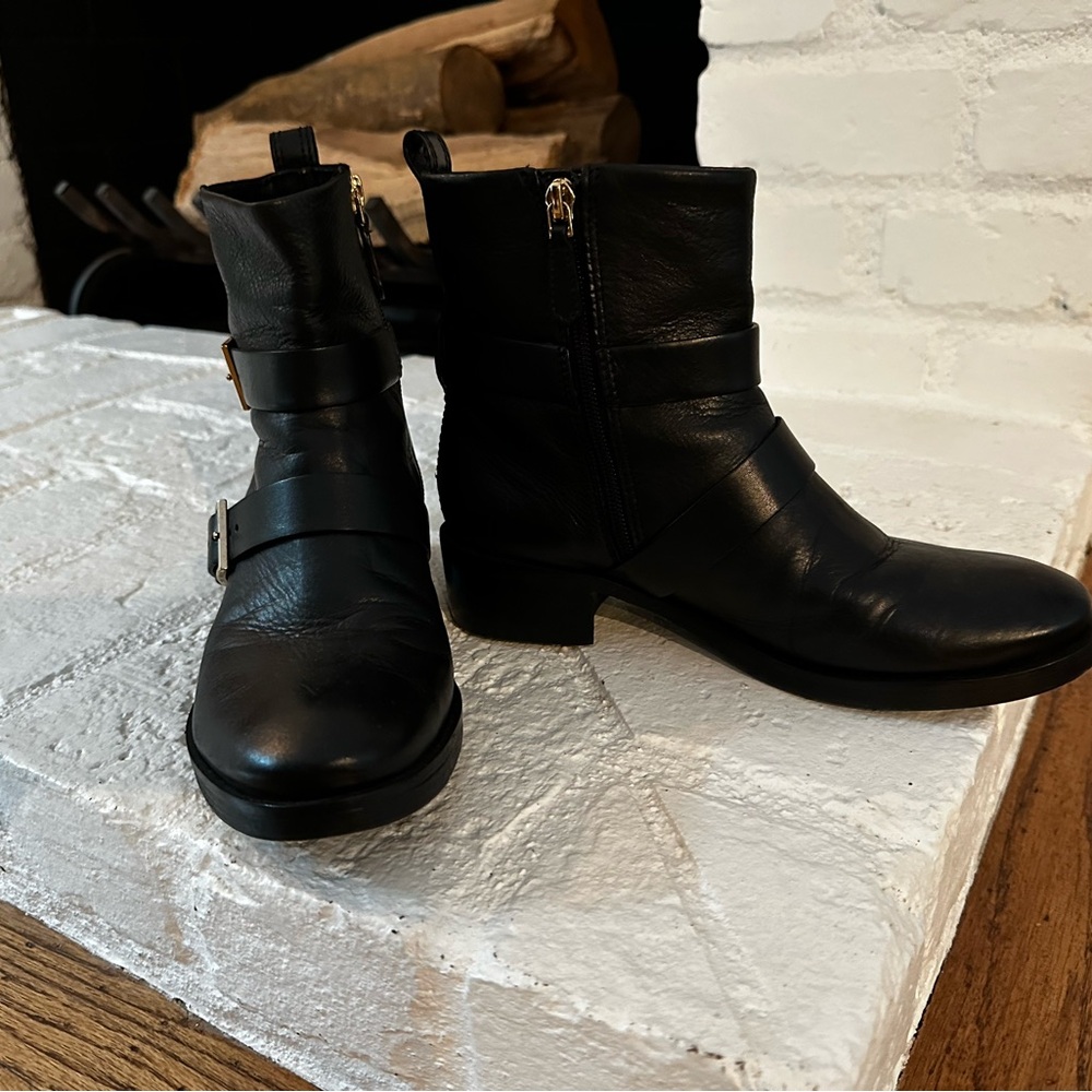 Tory Burch Black Leather Ankle Booties